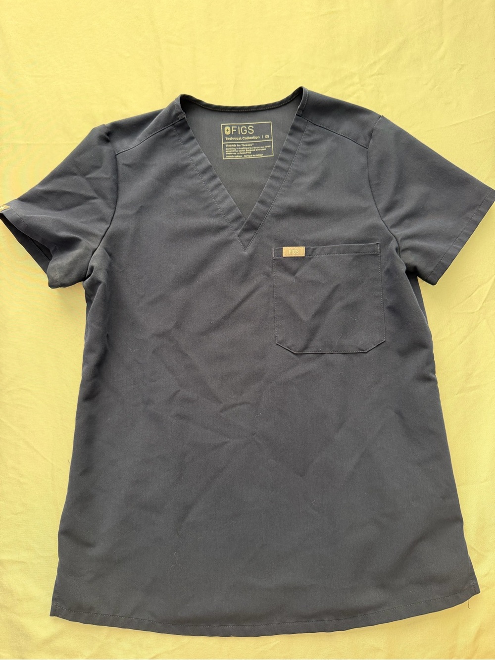 Figs Women's Navy Catarina V-Neck Scrub Top